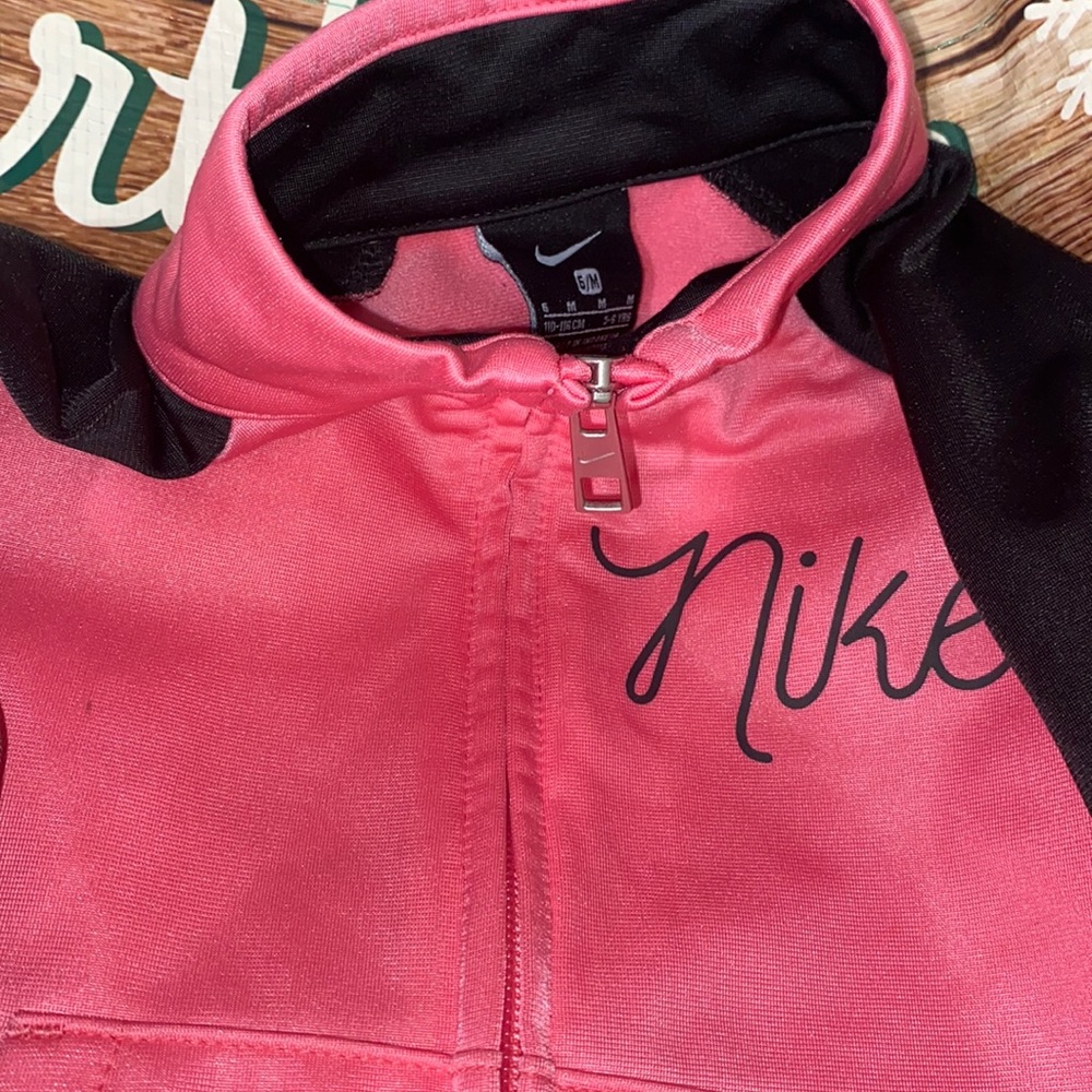 *Sold on OfferUp* Nike track Jacket